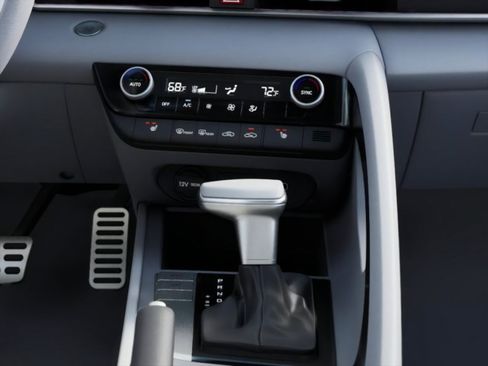 New 2026 Hyundai Elantra Sport FWD image 16