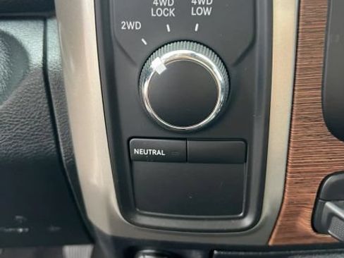 Used 2017 RAM 3500 Laramie w/ Snow Chief Group AWD/4WD image 28