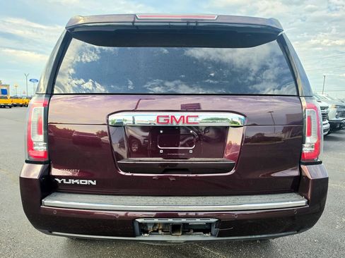 Used 2017 GMC Yukon Denali AWD/4WD image 5