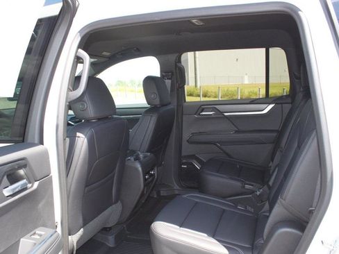 New 2026 GMC Acadia Elevation w/ Super Cruise Package image 14