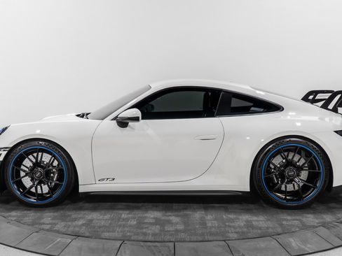 Used 2022 Porsche 911 GT3 RWD image 4