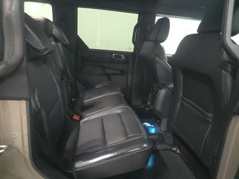 Certified 2025 Ford Bronco Outer Banks AWD/4WD image 8