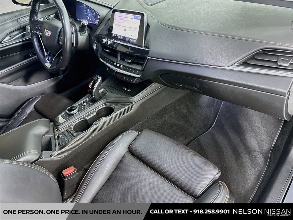 Used 2021 Cadillac CT4 V w/ Technology Package RWD image 30