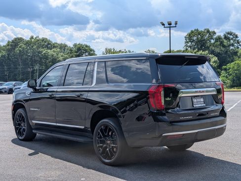 Used 2023 GMC Yukon XL Denali RWD image 7