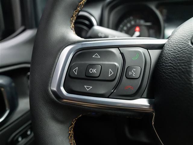 Used 2024 Jeep Wrangler Unlimited Sahara w/ Technology Group AWD/4WD image 23