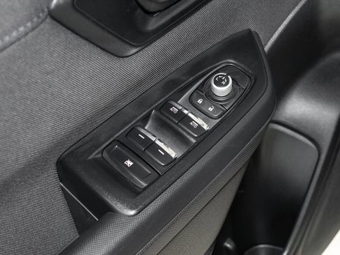 Used 2025 Subaru Forester Premium AWD/4WD image 11