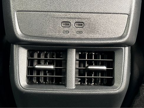 New 2026 Chevrolet Equinox LT w/ Convenience Package II image 19