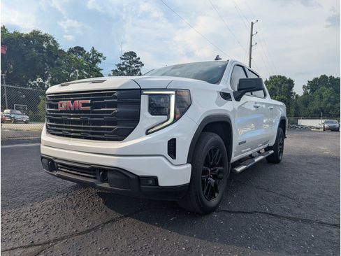 Used 2023 GMC Sierra 1500 Elevation AWD/4WD image 7