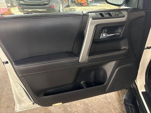Certified 2021 Toyota 4Runner SR5 Premium w/ Moonroof Package AWD/4WD image 14