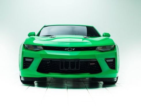 Used 2017 Chevrolet Camaro SS image 6