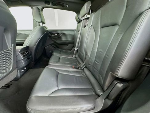 Used 2018 Audi Q7 3.0T Premium Plus image 31