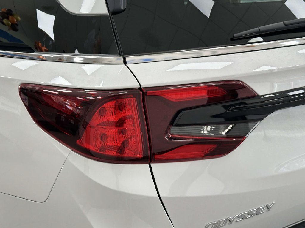 New 2027 Honda Odyssey EX-L image 9