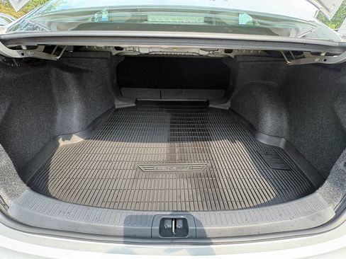 Used 2025 Toyota Corolla LE FWD image 20