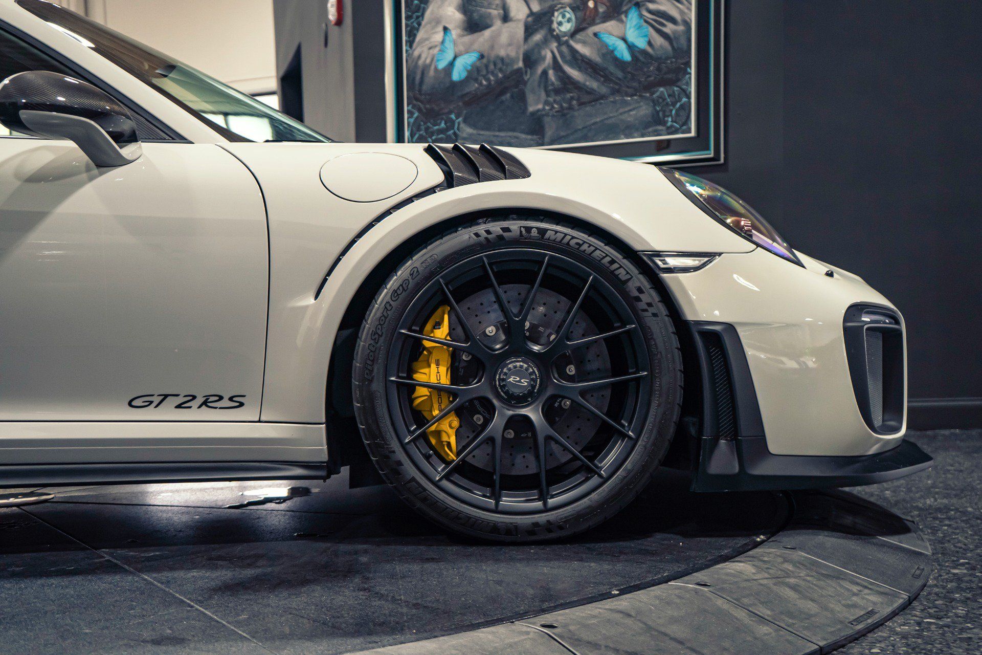 Used 2018 Porsche 911 GT2 RS w/ Weissach Package RWD image 20