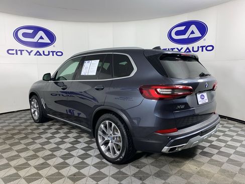 Used 2022 BMW X5 sDrive40i w/ Luxury Seating Package image 5