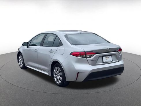 Used 2025 Toyota Corolla LE image 10