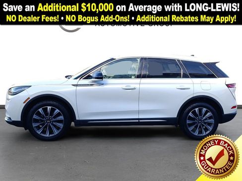 Used 2020 Lincoln Corsair Reserve w/ Rear Removable Package Tray image 2