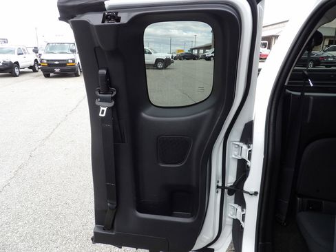 Used 2022 Nissan Frontier S image 33