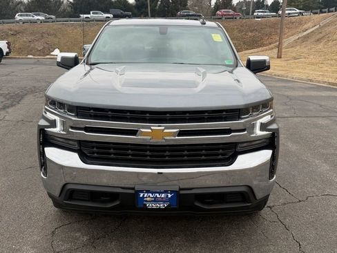 Used 2021 Chevrolet Silverado 1500 LT image 3