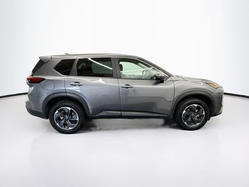 Used 2025 Nissan Rogue SV FWD image 10
