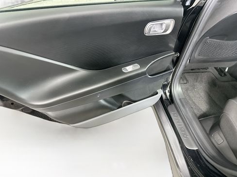 Used 2024 Hyundai Ioniq 6 SE RWD image 26