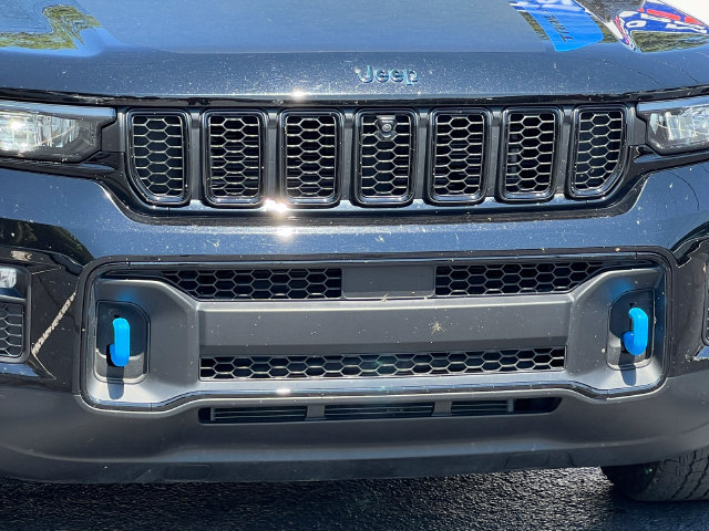 Used 2022 Jeep Grand Cherokee Trailhawk AWD/4WD image 49