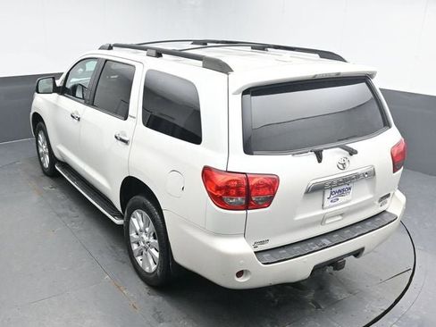 Used 2016 Toyota Sequoia Platinum image 23