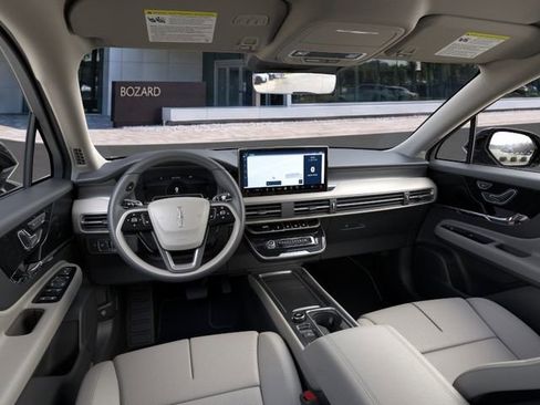 New 2026 Lincoln Corsair Premiere FWD image 10