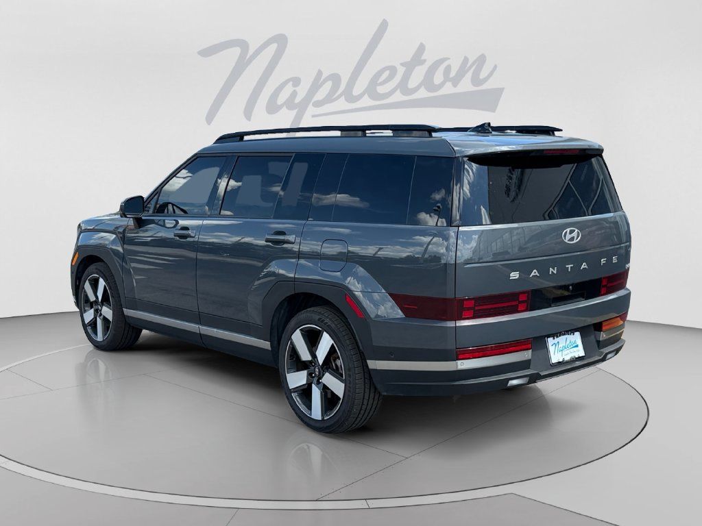 Used 2025 Hyundai Santa Fe Limited FWD image 3