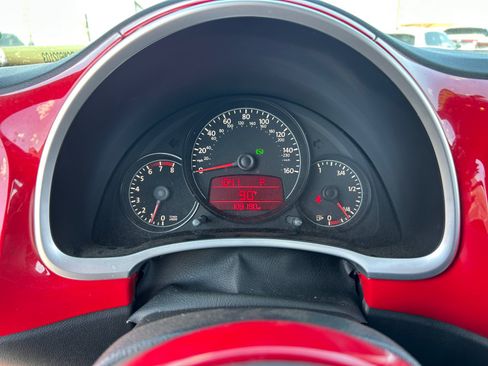 Used 2012 Volkswagen Beetle 2.5 FWD image 10