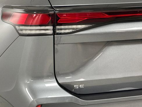 New 2026 Volkswagen Tiguan SE AWD/4WD image 25