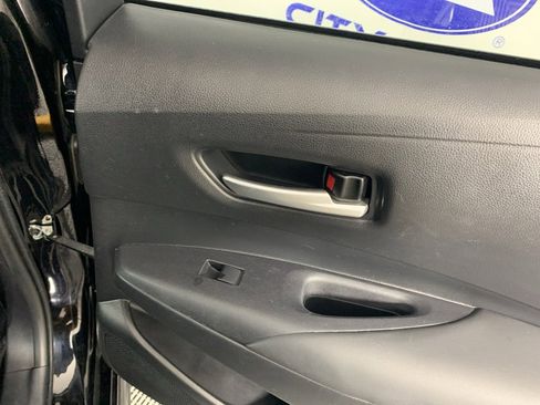 Used 2023 Toyota Corolla SE image 34