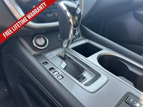Certified 2024 Nissan Murano SV w/ SV Midnight Edition Package AWD/4WD image 30