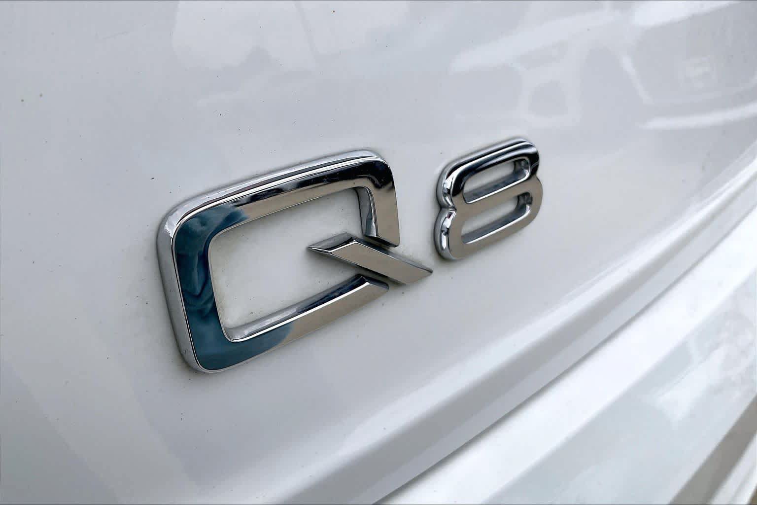 Used 2023 Audi Q8 Premium w/ Convenience Package AWD/4WD image 30