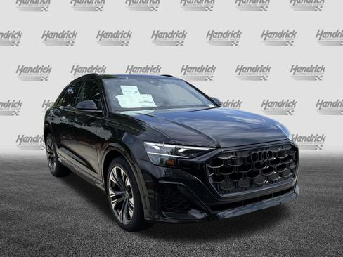 Used 2026 Audi Q8 Premium Plus AWD/4WD image 2