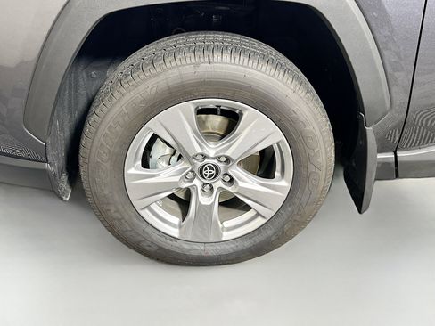Used 2025 Toyota RAV4 XLE w/ Convenience Package FWD image 13