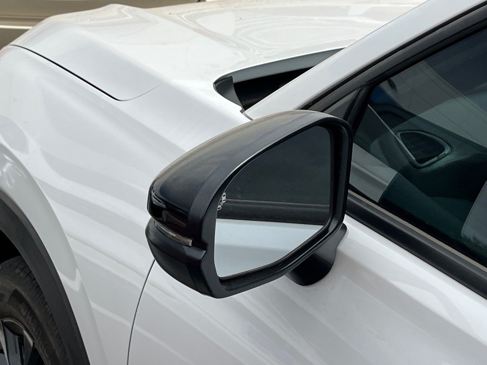 Used 2024 Honda HR-V Sport image 9