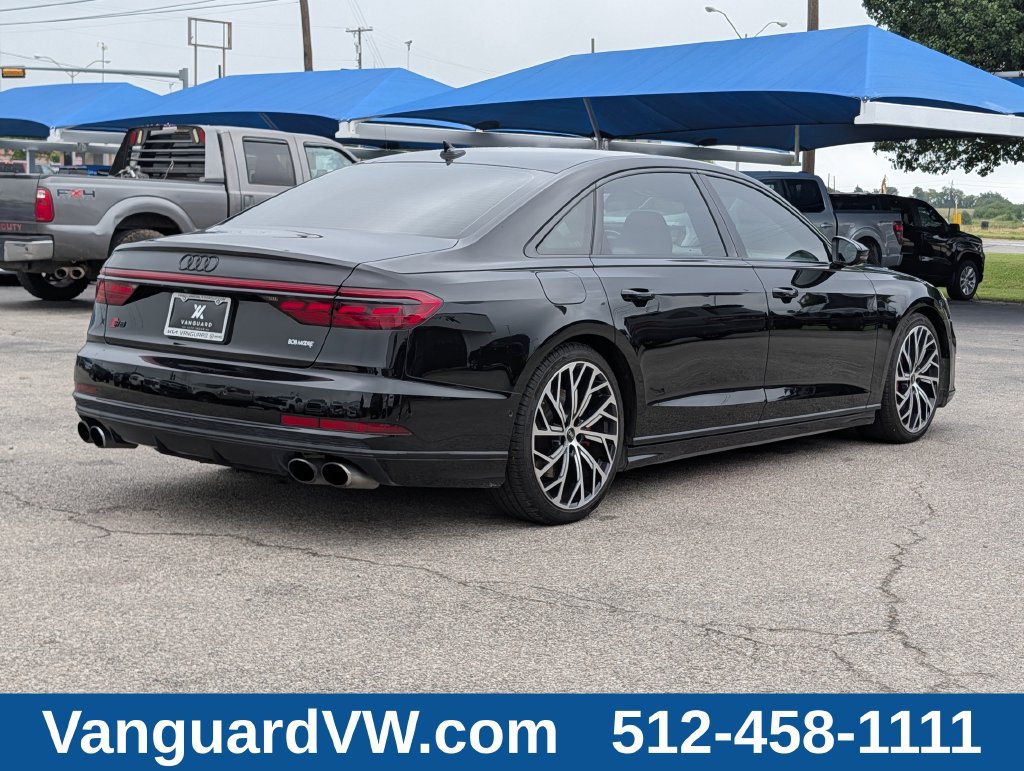Used 2021 Audi S8 L w/ S8 Executive Package AWD/4WD image 7