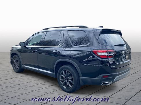 Used 2023 Honda Pilot Elite image 4