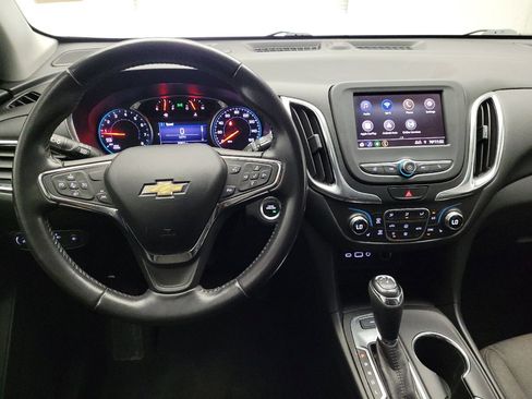 Used 2020 Chevrolet Equinox LT AWD/4WD image 22