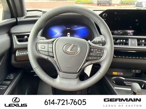 New 2026 Lexus UX 300h AWD image 19
