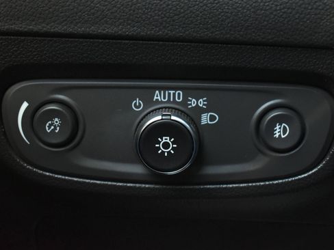 Used 2023 Buick Encore GX Select image 19