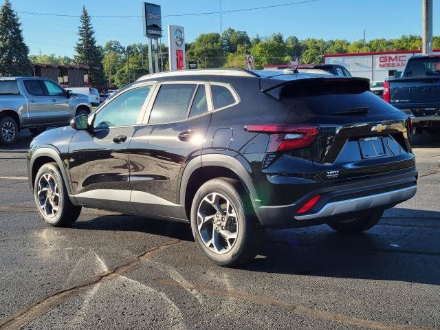 New 2026 Chevrolet Trax LT w/ Driver Confidence Package FWD image 3