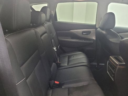 Used 2016 Nissan Murano Platinum w/ Platinum Technology Package AWD/4WD image 19