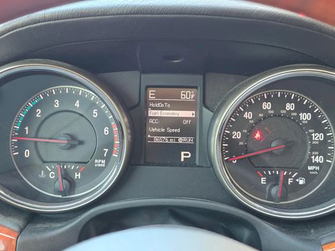 Used 2012 Jeep Grand Cherokee Overland image 21