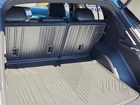 New 2026 Chevrolet Equinox EV LT image 21