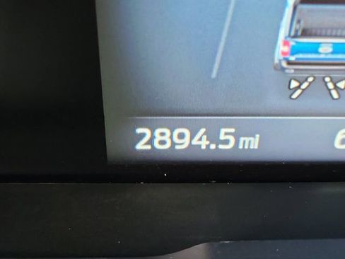 Used 2025 Ford Maverick XLT w/ XLT Luxury Package image 11