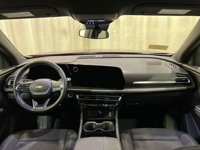 Certified 2025 Chevrolet Traverse LT w/ Driver Confidence Package