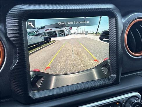 Certified 2023 Jeep Gladiator Mojave w/ LED Lighting Group image 30