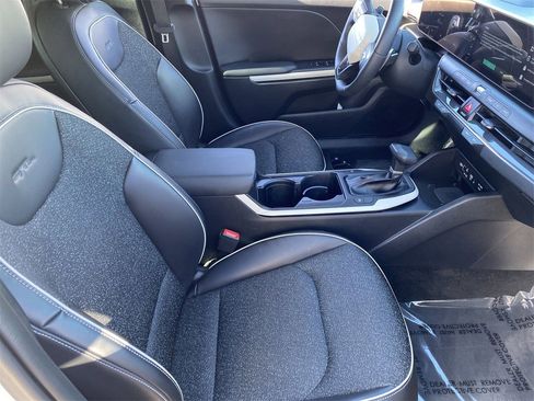 Certified 2025 Kia K4 GT-Line w/ GT-Line Sunroof Package image 11